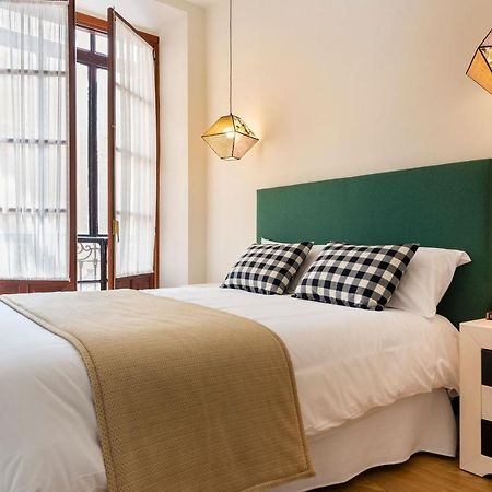 Alohamundi Arenal Apartment Seville Luaran gambar